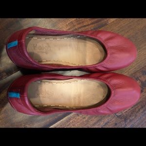 GUC Cardinal Red Tieks Size 6